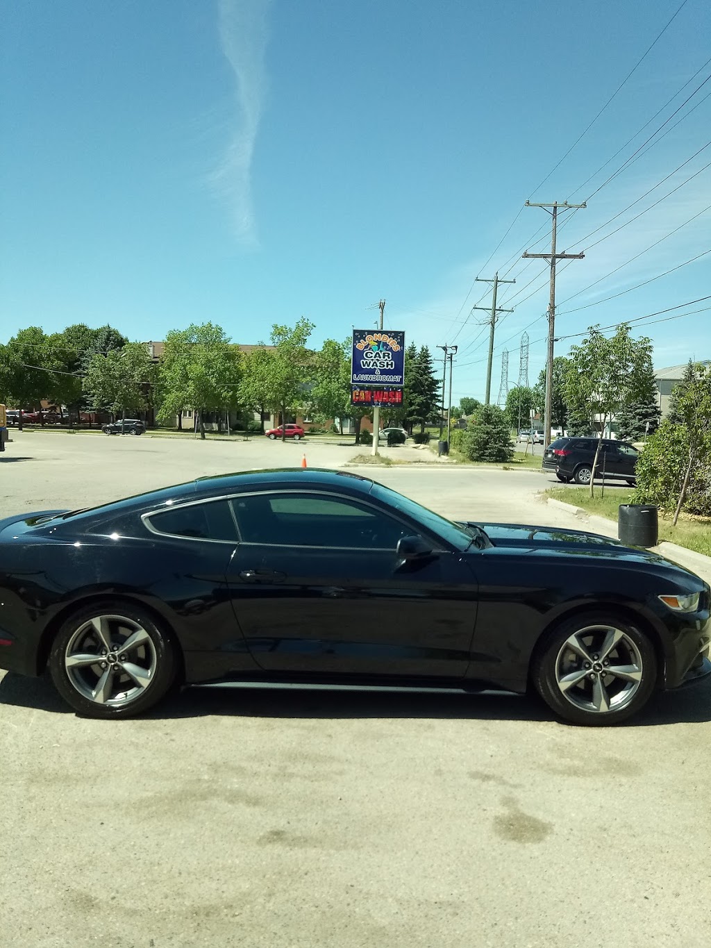 Blondies Car Wash & Laundromat | 176 Watson St, Winnipeg, MB R2P 1Y4, Canada | Phone: (204) 633-3800