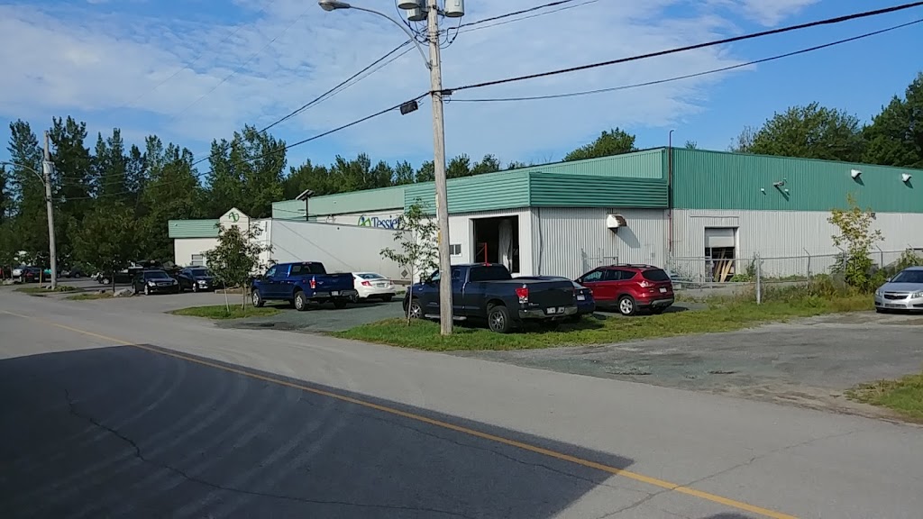 Tessier Récréo-Parc inc | 825 Rue Théophile Saint Laurent, Nicolet, QC J3T 1B4, Canada | Phone: (819) 293-8591