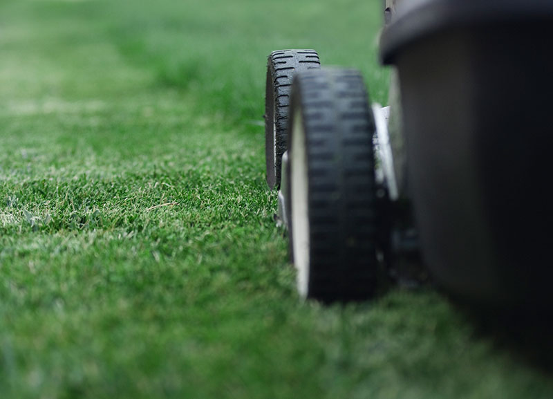Brantford Lawn & Garden Equipment | 4 King St, Burford, ON N0E 1A0, Canada | Phone: (226) 659-4353