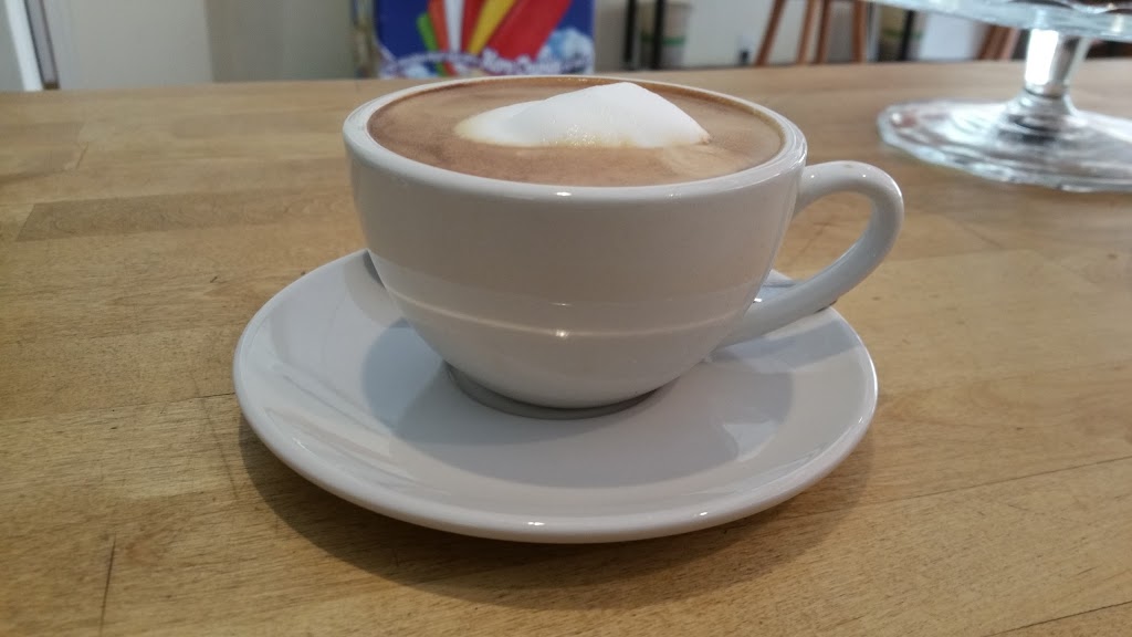 Sunny Joes Café | 250 Sorauren Ave, Toronto, ON M6R 1M1, Canada | Phone: (416) 539-9420