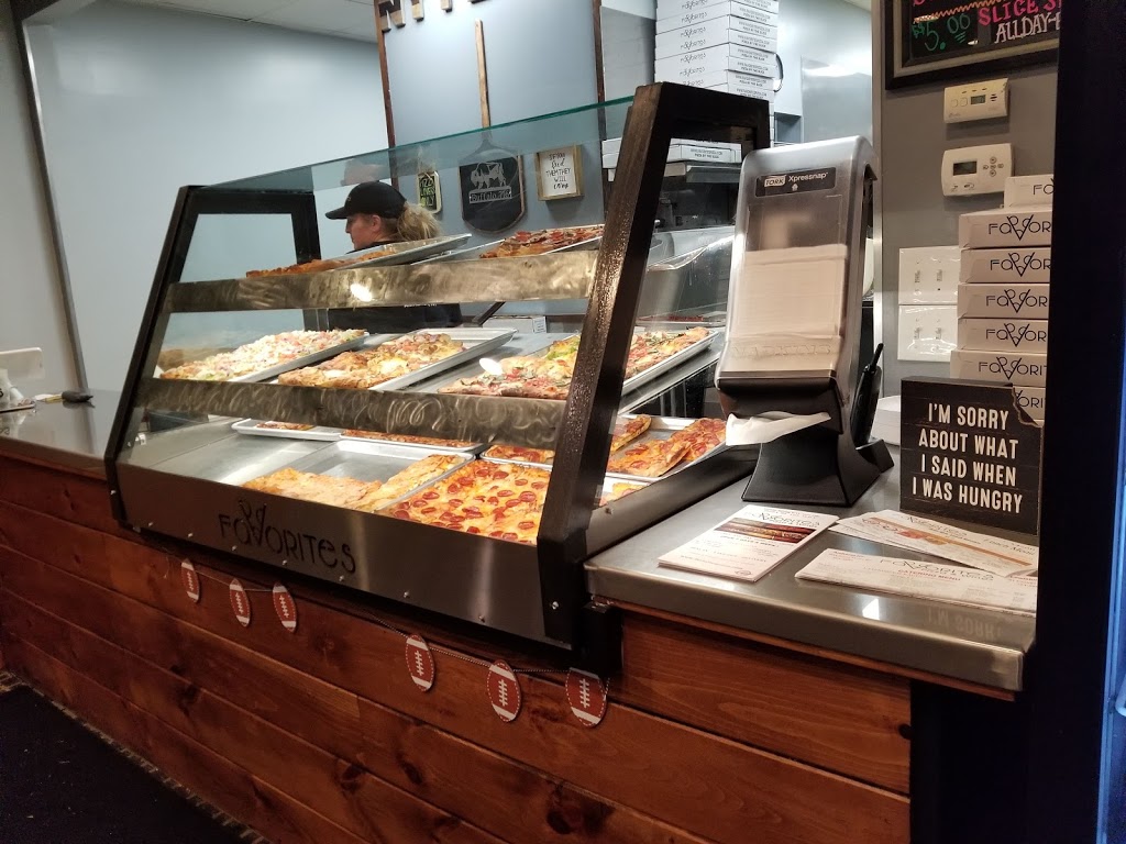 Favorites Pizza & Wings Amherst | 3034 Sweet Home Rd, Buffalo, NY 14228, USA | Phone: (716) 564-8880