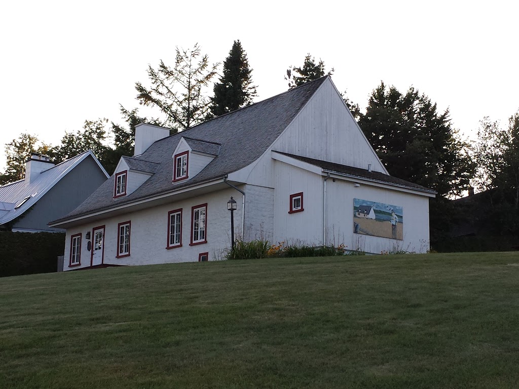 La Maison Vezina | 171 Rue des Grenadiers, Boischatel, QC G0A 1H0, Canada | Phone: (418) 822-3183