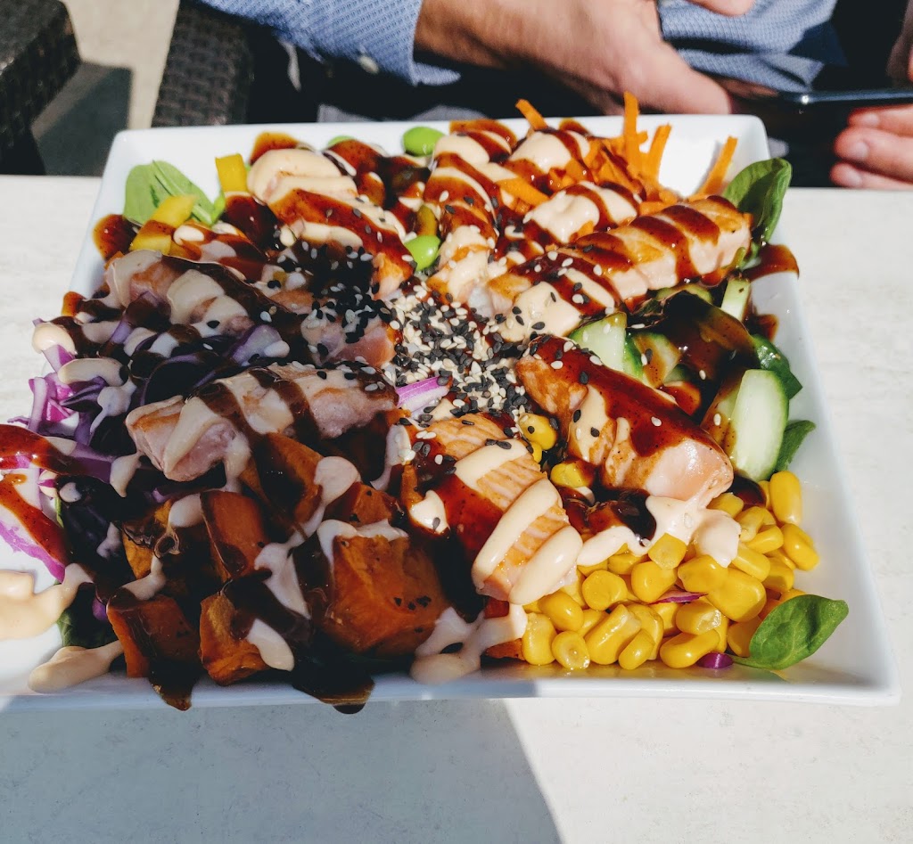 Maison mash | 5605 Rue Paré, Mont-Royal, QC H4P 1P7, Canada | Phone: (514) 731-6274