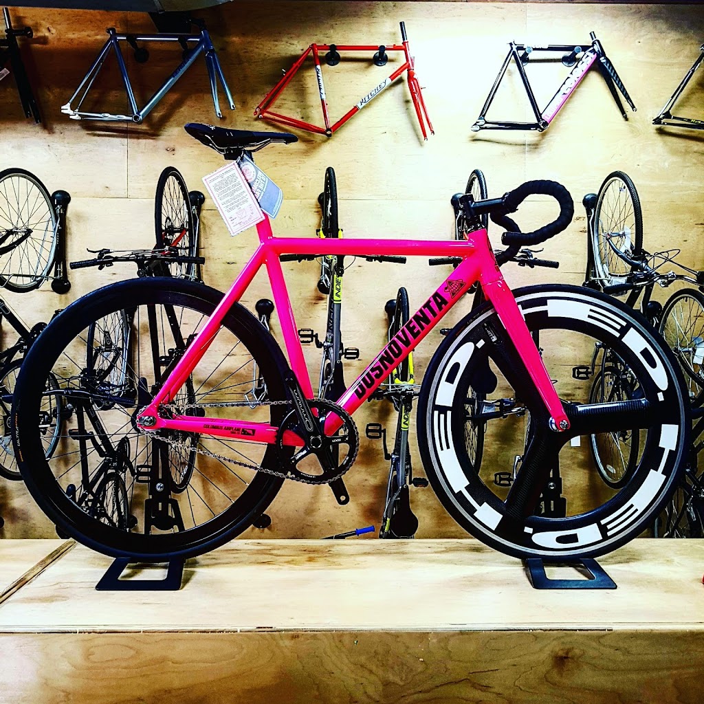 Bikes on Wheels | 309 Augusta Ave, Toronto, ON M5T 2M2, Canada | Phone: (416) 966-2453