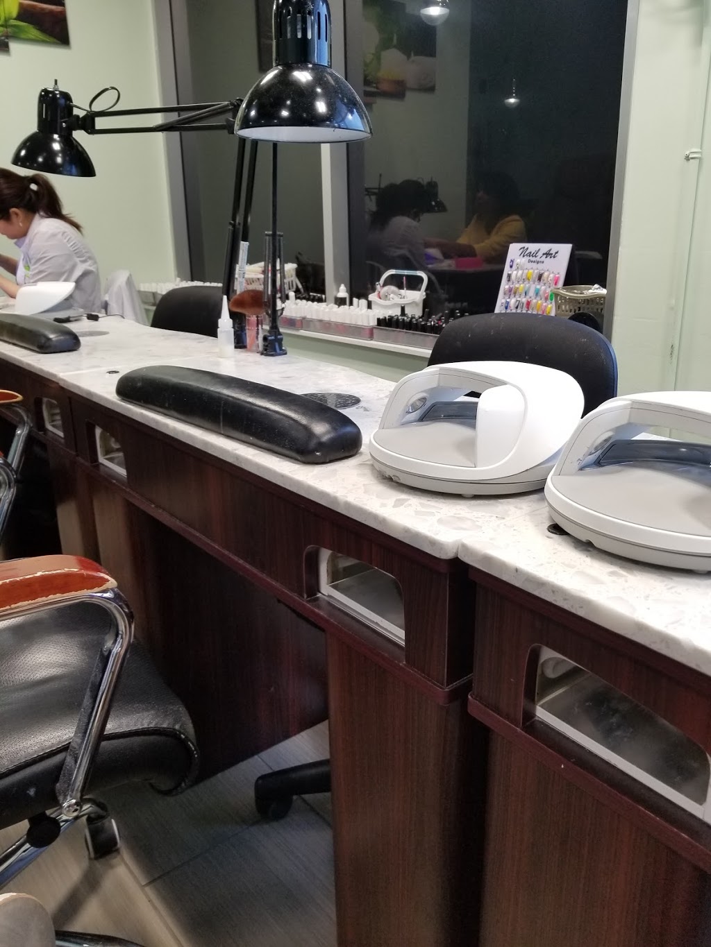 Fusion Nails and Spa | 1925 Dundas St, London, ON N5V 1P7, Canada | Phone: (519) 951-6226