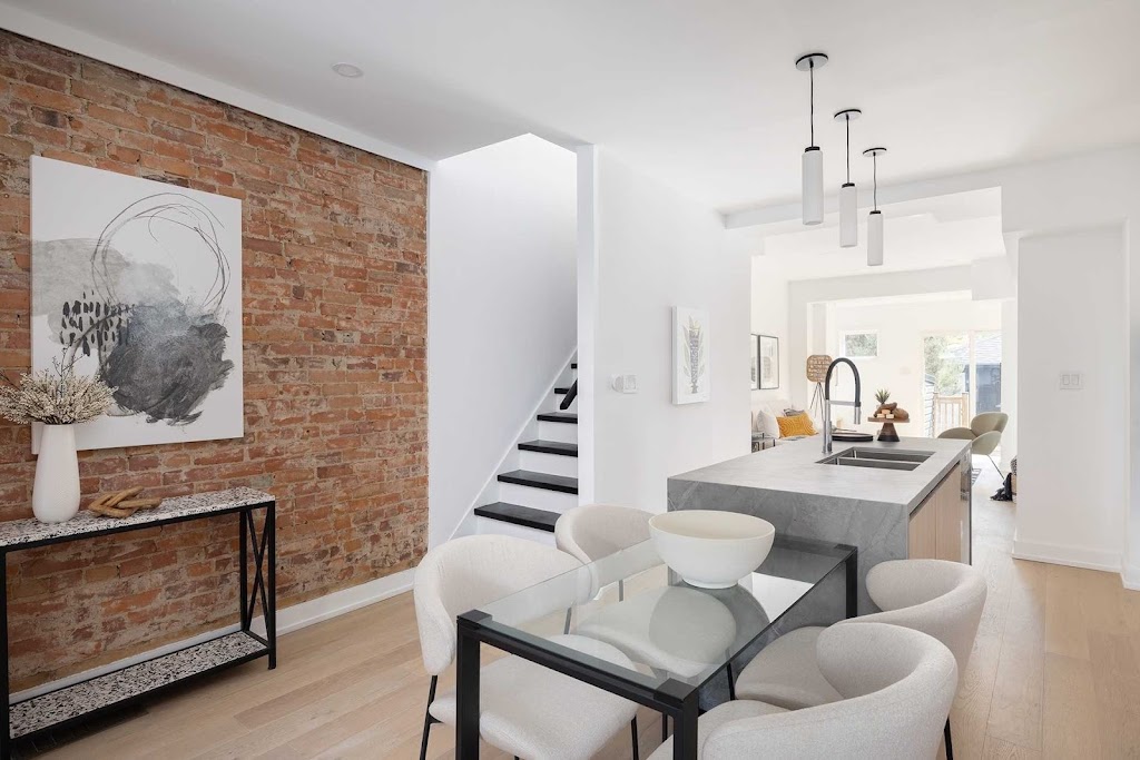 Flamingo Renovations | 111 Niagara St, Toronto, ON M5V 1C6, Canada | Phone: (647) 894-2082