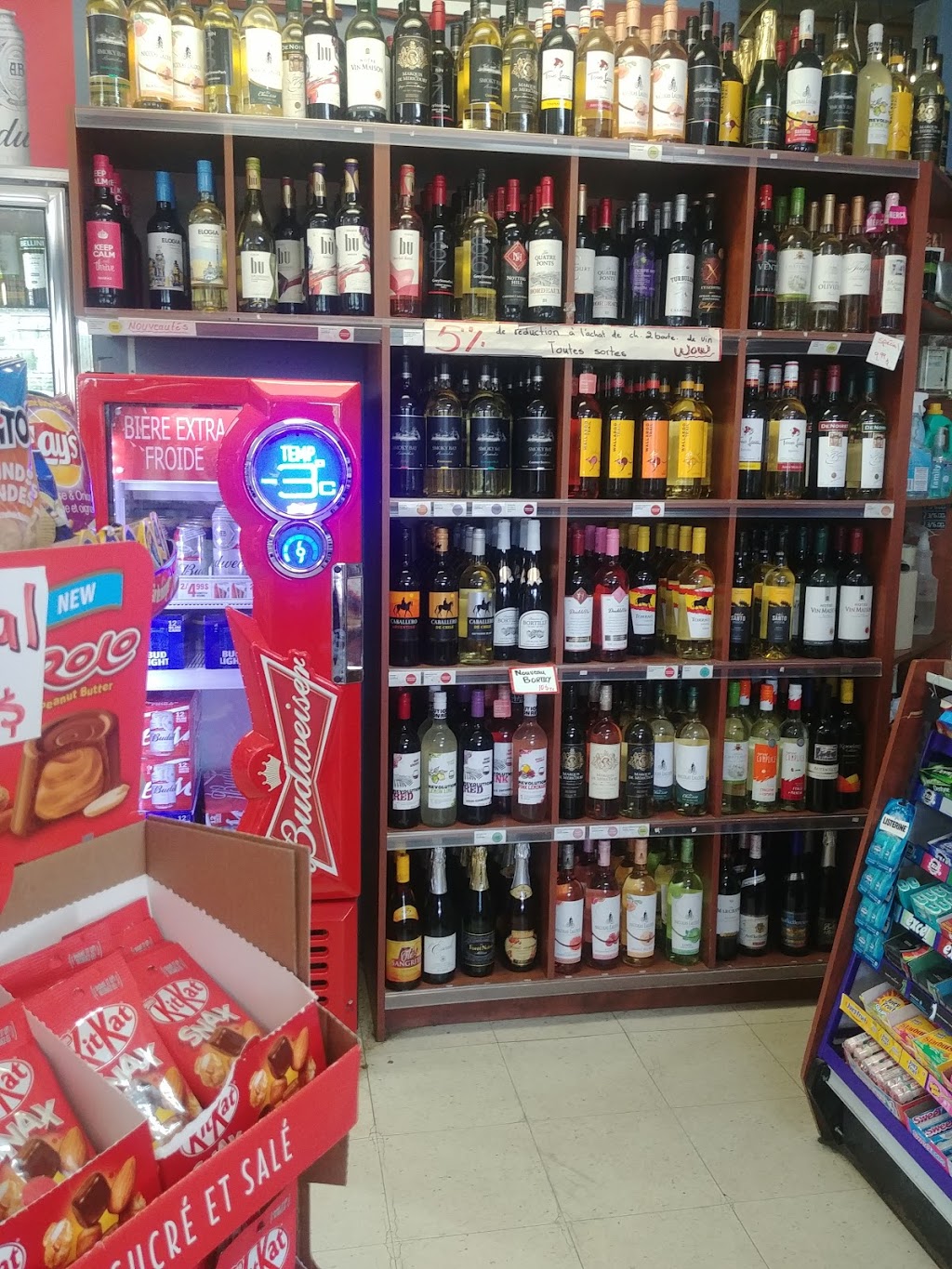 Depanneur Villageois | 905 Rue Principale, Roxton Pond, QC J0E 1Z0, Canada | Phone: (450) 776-6601