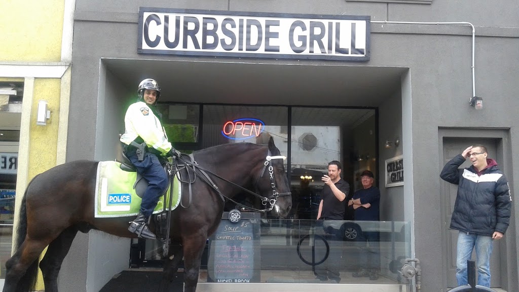 Curbside Grill | 224 Ottawa St N, Hamilton, ON L8H 3Z6, Canada | Phone: (905) 393-0757