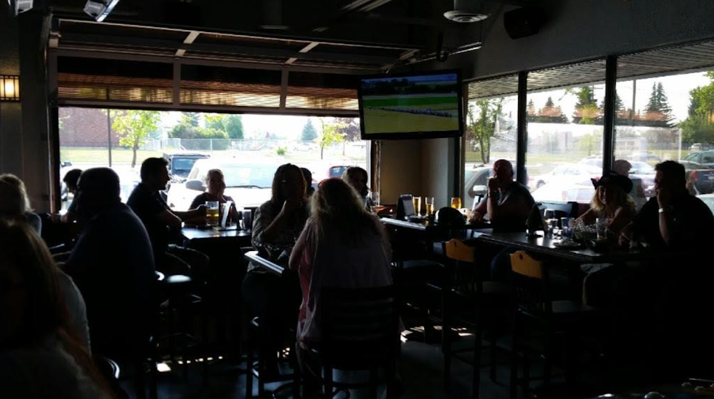 Captains Sports Lounge & Grill | 6535 4 St NE, Calgary, AB T2K 5C7, Canada | Phone: (403) 457-1603