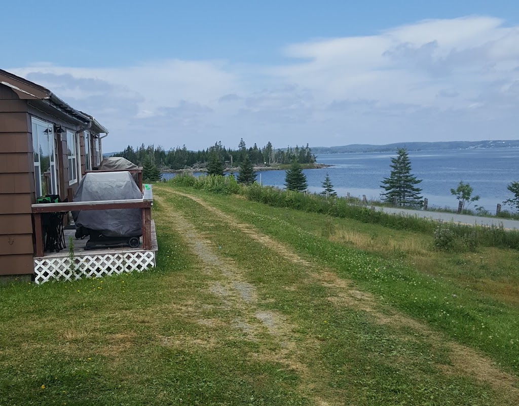 Serenity by The Sea Guest House & Cottages 1664 W Jeddore Rd, Head of