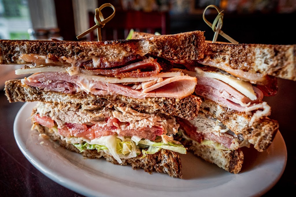 Leopolds Tavern Evergreen | 211 Evergreen Square, Saskatoon, SK S7W 0X2, Canada | Phone: (306) 974-5367