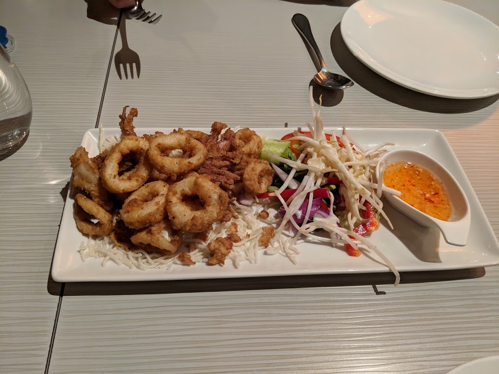 Bangkok Spoon Deluxe | 57 King St W, Dundas, ON L9H 1T5, Canada | Phone: (905) 628-8808