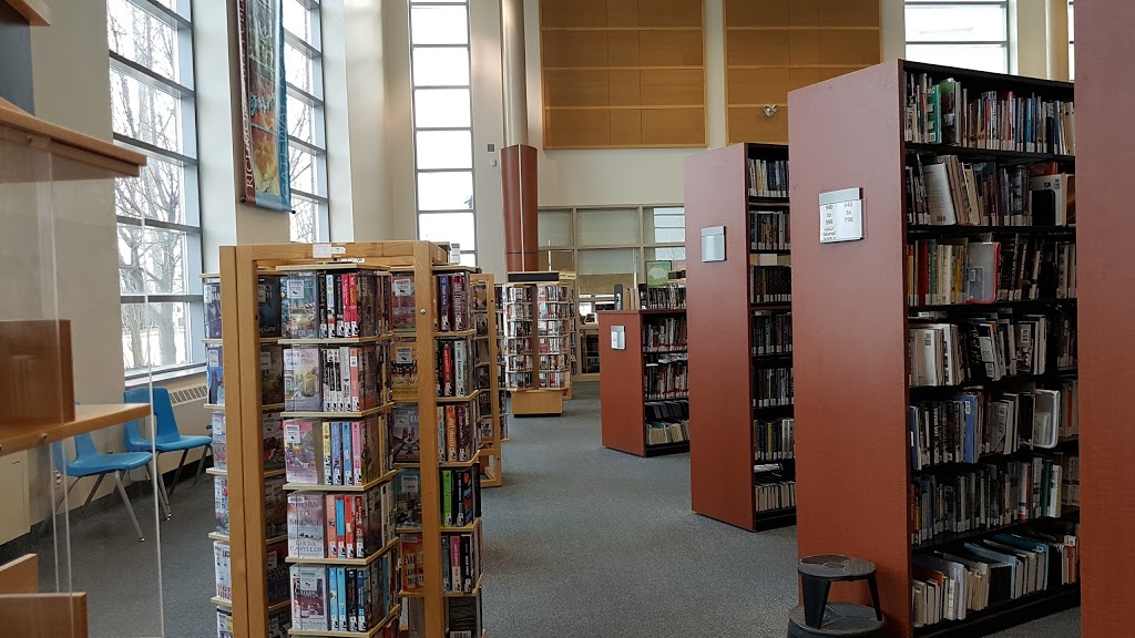 Richmond Hill Public Library - Richmond Green Library | 1 William F. Bell Pkwy, Richmond Hill, ON L4S 2T9, Canada | Phone: (905) 780-0711