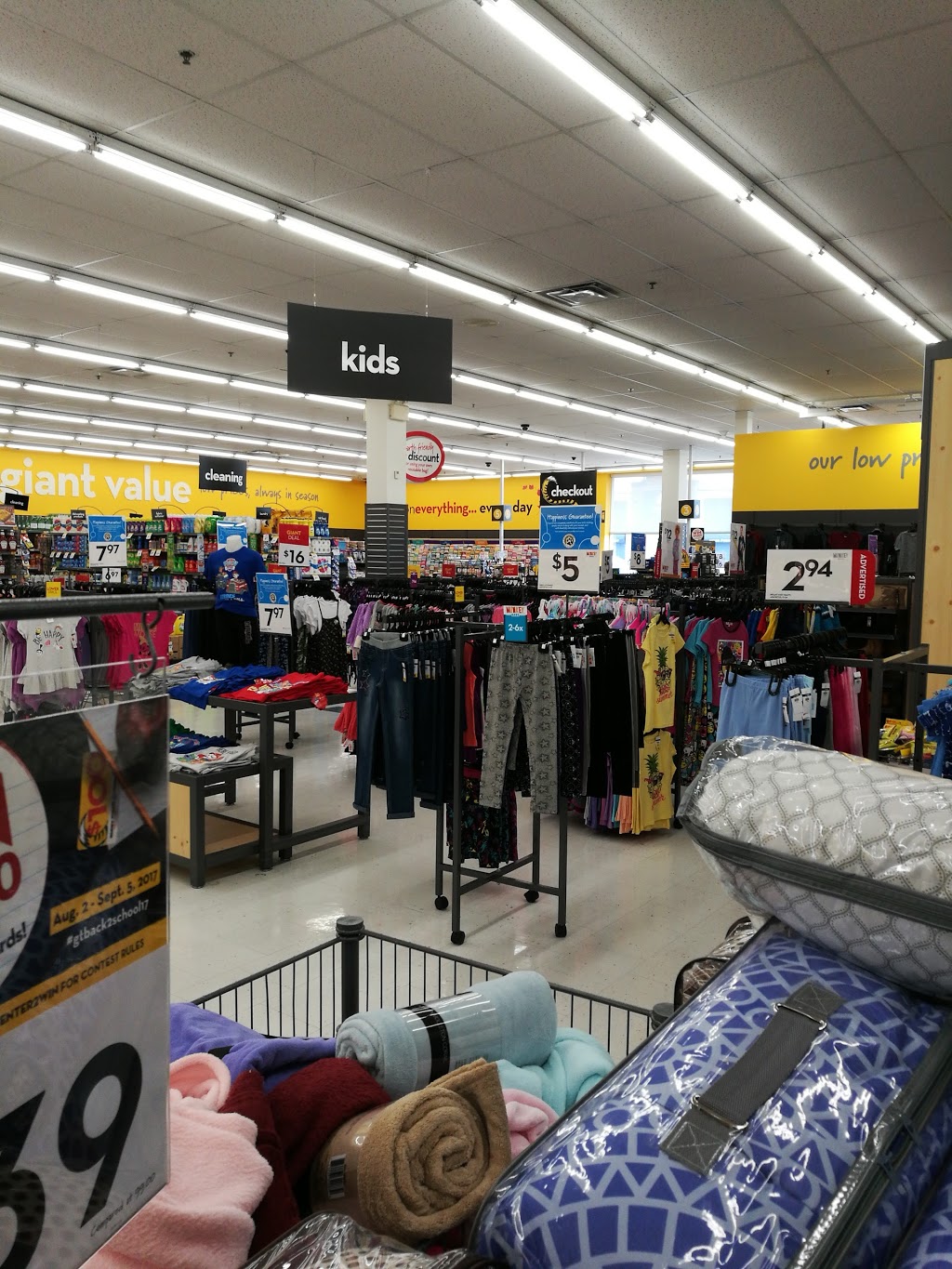 Giant Tiger | 5892 Main St, Whitchurch-Stouffville, ON L4A 2S8, Canada | Phone: (905) 640-4706