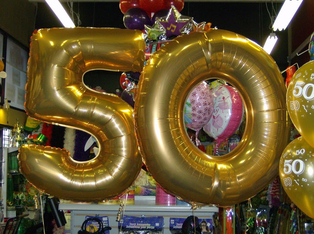 Uptown balloons | 3033 King George Blvd #1, Surrey, BC V4P 1B8, Canada | Phone: (604) 535-6575