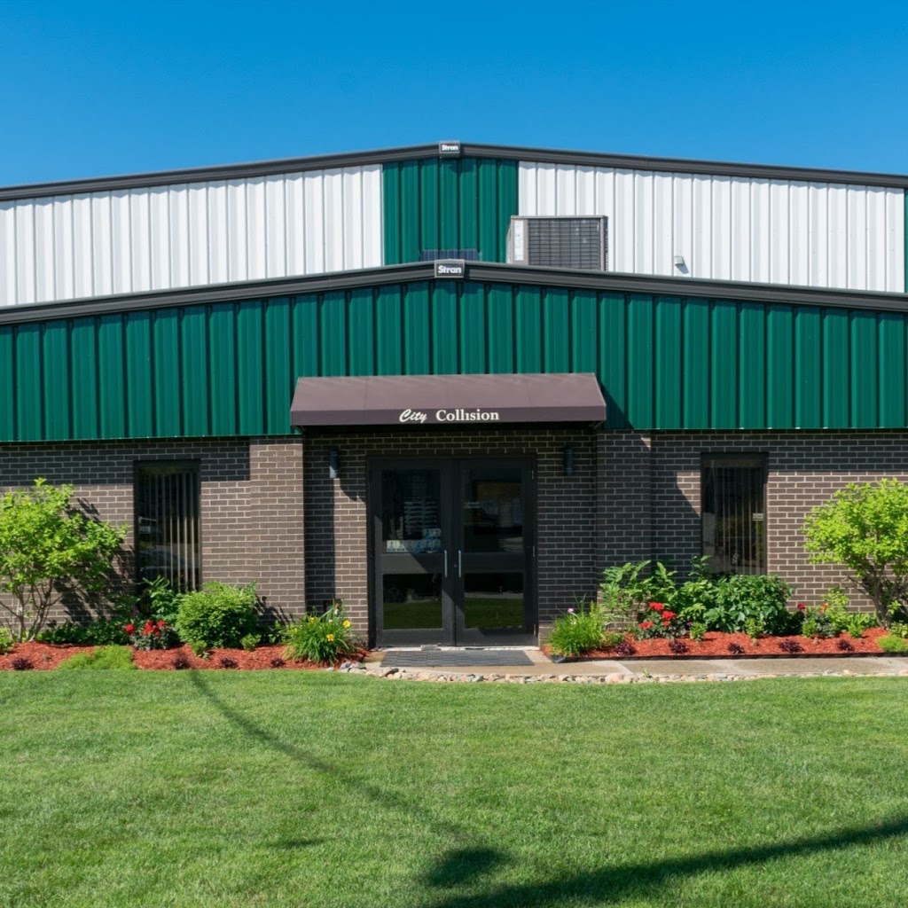 City Collision | 61 Sterns Ct, Dartmouth, NS B3B 1W7, Canada | Phone: (902) 468-3368