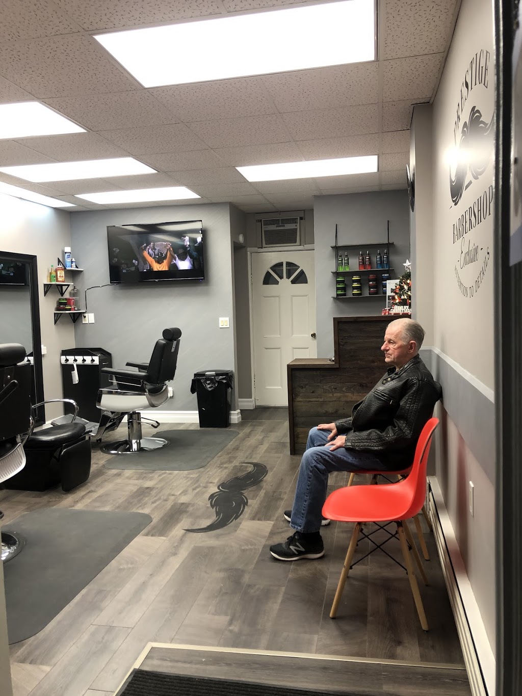 Prestige Barbershop | 3857 Howard Ave, Windsor, ON N9G 1N6, Canada | Phone: (519) 966-6666
