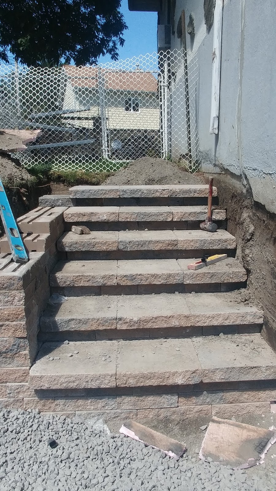 TERRASSEMENT-EXPERT | 108 Rue Katherine, Sainte-Sophie, QC J5J 2X5, Canada | Phone: (450) 516-1356