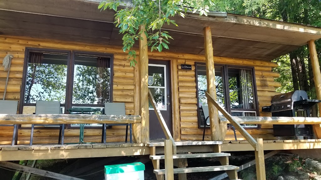 Cottages Fast Cedars 65 Chem. du Barrage, NotreDameduLaus, QC J0X