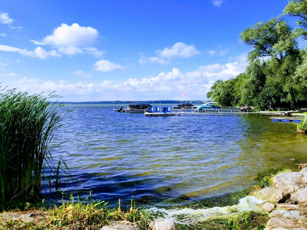 Glenwood Beach Park | 488 Lake Dr S, Keswick, ON L4P 1R6, Canada | Phone: (905) 476-4301 ext. 2354