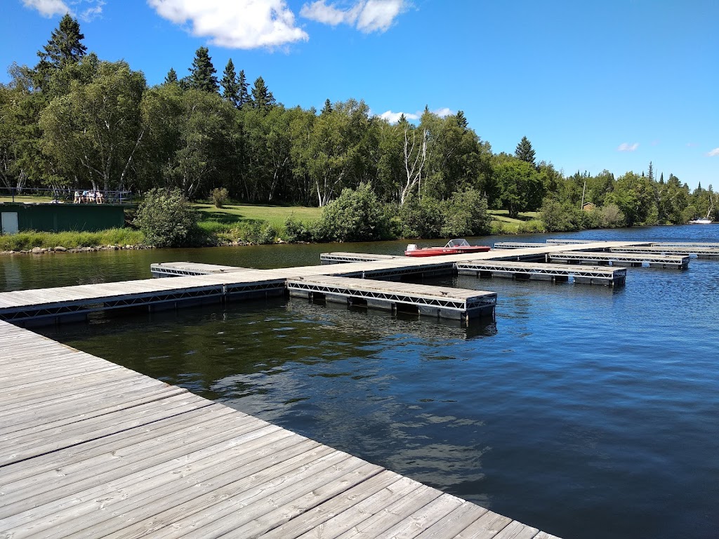 Falcon Lake Beach Campground - Manitoba R0E 2H0, Canada