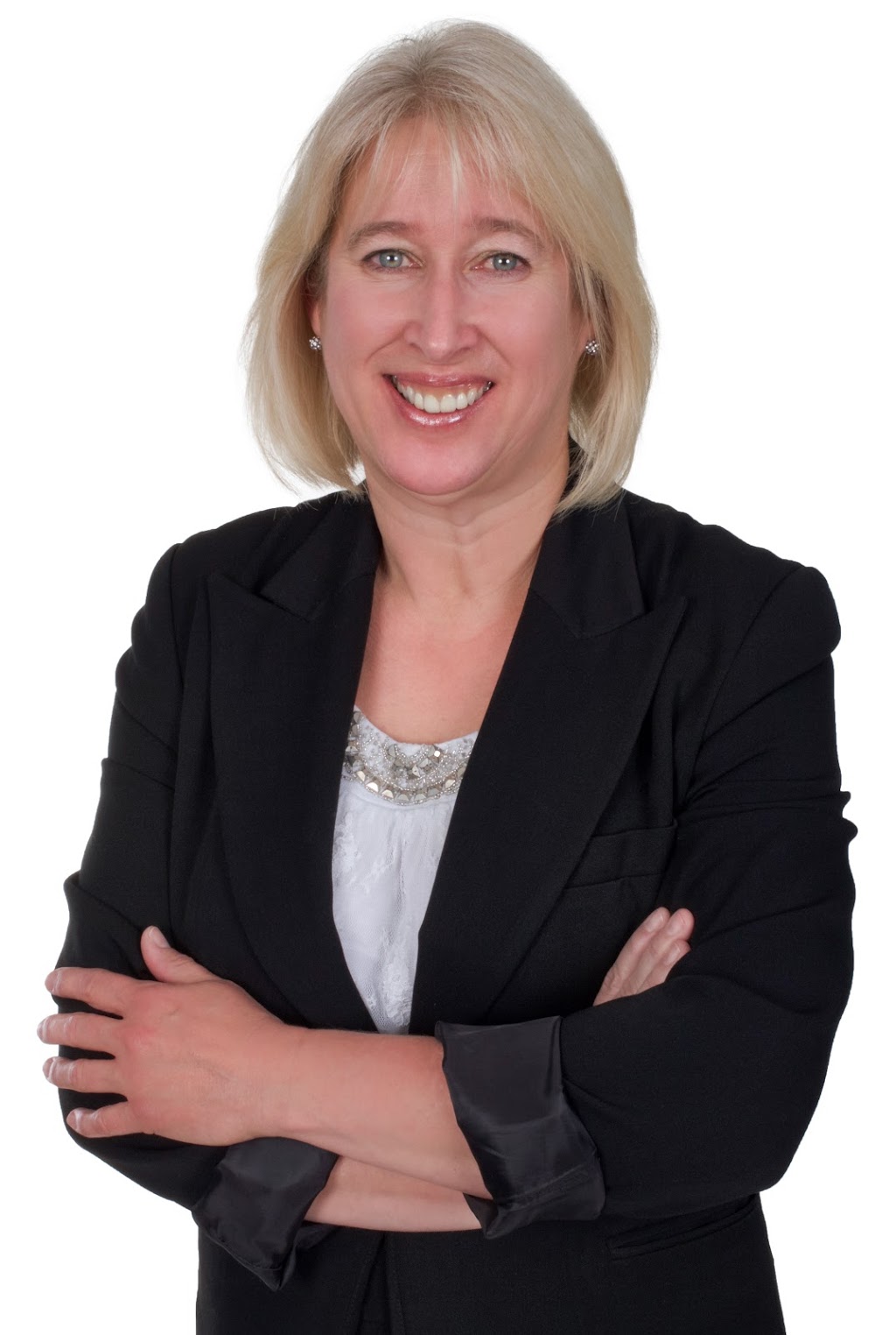 Lynn Violette @ Red and White Realty NS Inc | 96 Barrett Rd, Beaver Bank, NS B4G 1A9, Canada | Phone: (902) 880-7024