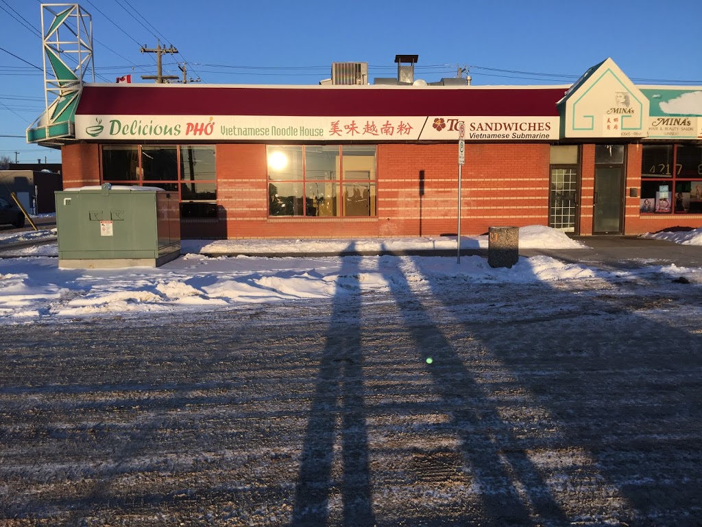 Delicious Pho Restaurant | 9723 106 Ave NW, Edmonton, AB T5H 2N7, Canada | Phone: (780) 421-7082