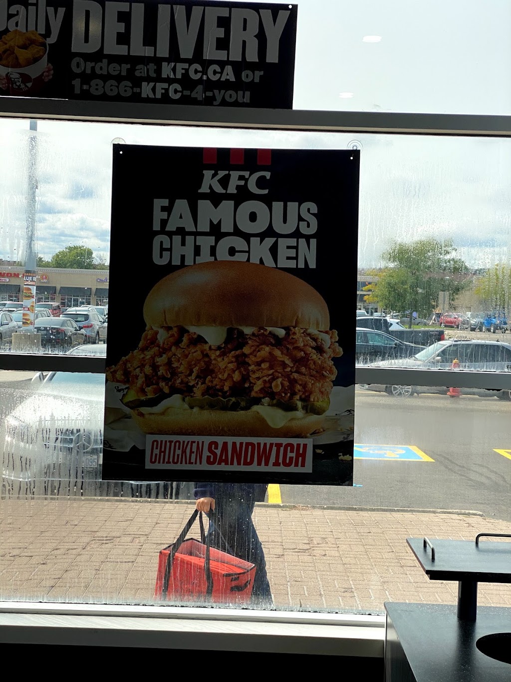 KFC | 3500 Dundas St, Burlington, ON L7M 4B8, Canada | Phone: (905) 319-3366