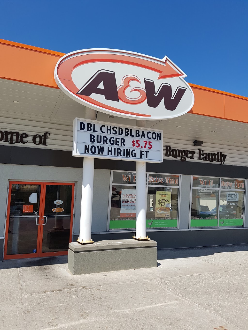 A&W Canada | 7 Balsam St, Collingwood, ON L9Y 5H6, Canada | Phone: (705) 444-2900