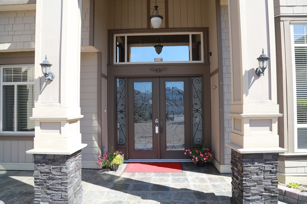 Alibabas House | 5291 Francis Rd, Richmond, BC V7C 1K2, Canada | Phone: (778) 929-0287