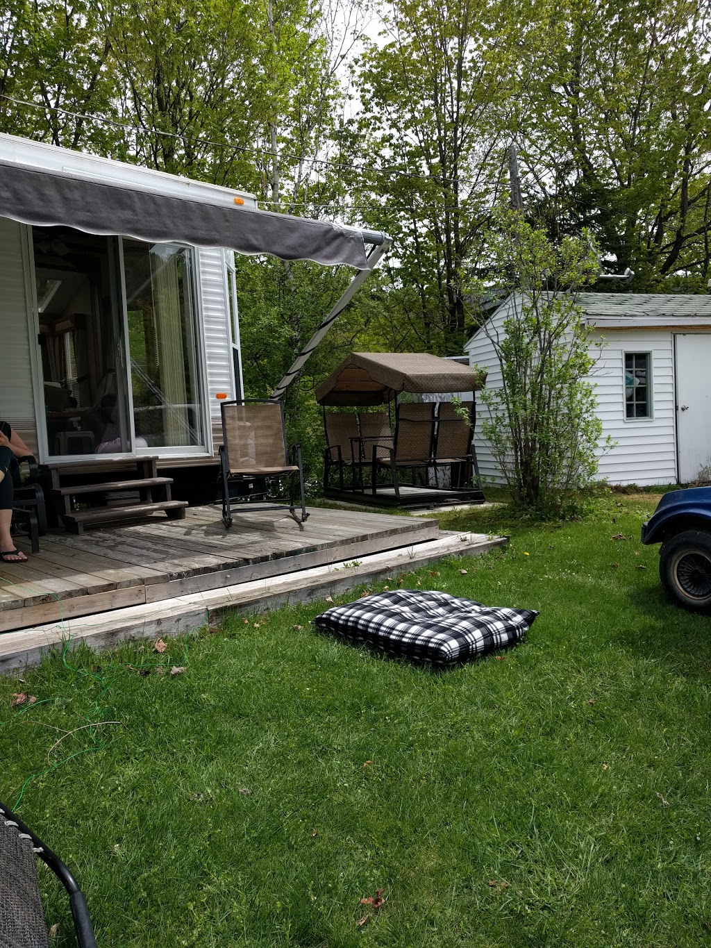 Camping Domaine Rivière Montmorency | 676 Avenue Ste Brigitte, Sainte-Brigitte-de-Laval, QC G0A 3K0, Canada | Phone: (418) 825-3513