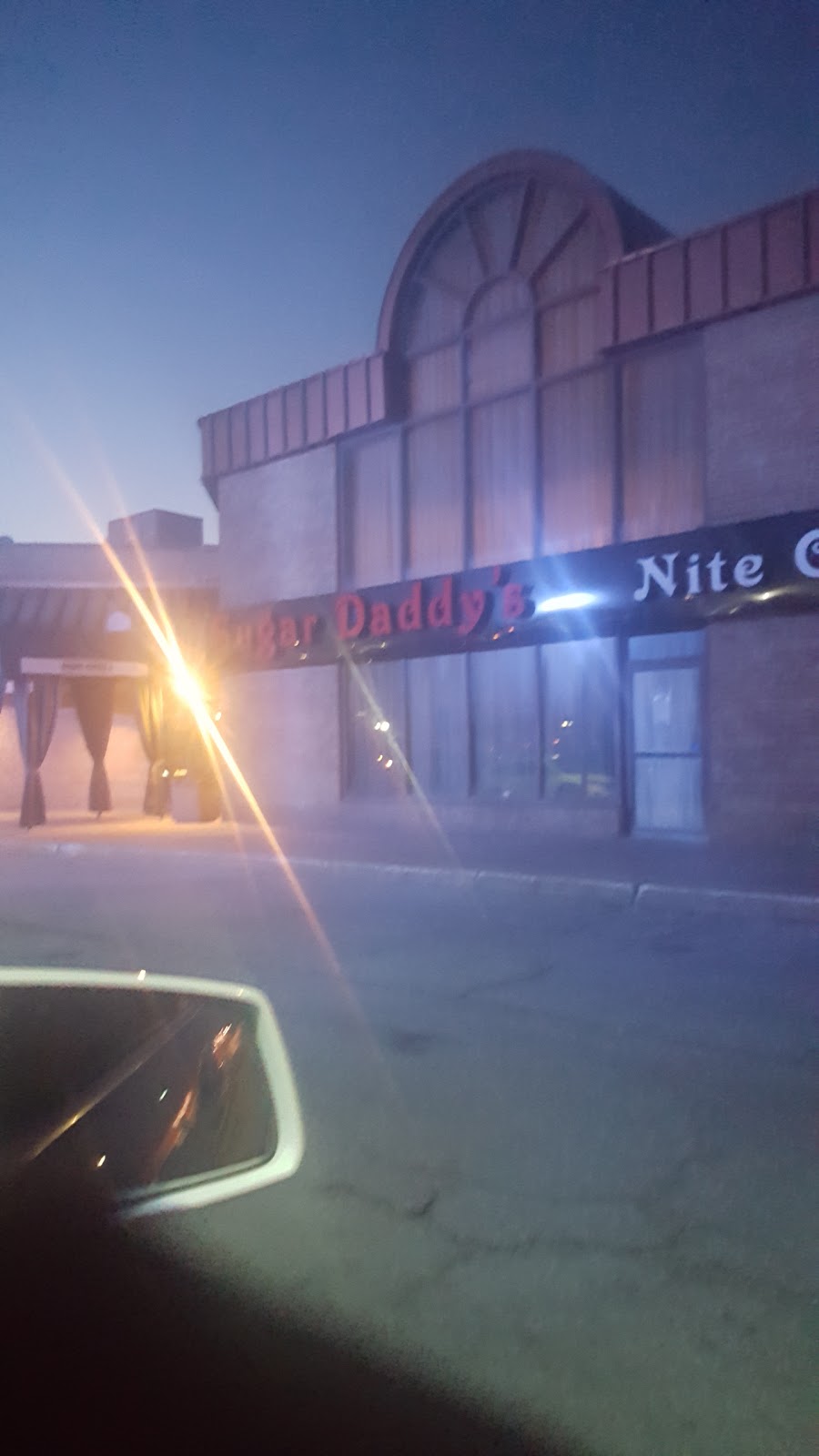 Sugar Daddys | 5165 Dixie Rd, Mississauga, ON L4W 4G1, Canada | Phone: (905) 602-4990