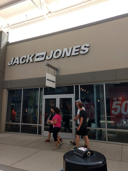 JACK & JONES | 13850 Steeles Ave, Halton Hills, ON L7G 5G8, Canada | Phone: (905) 875-2397