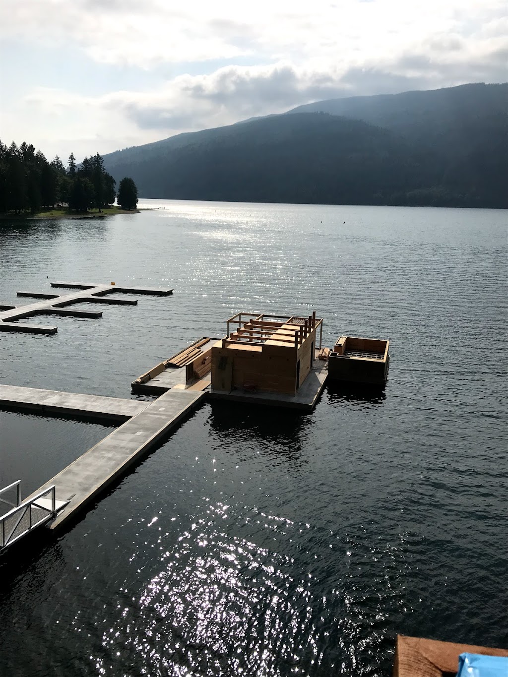 Lakeside | 3175 Columbia Valley Hwy, Cultus Lake, BC V2R 5A3, Canada | Phone: (604) 819-1544