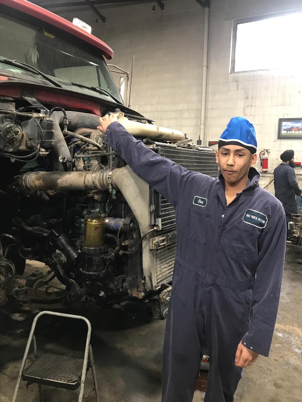 Rai Truck Repair | 7110 Tranmere Dr, Mississauga, ON L5S 1L9, Canada | Phone: (416) 358-6152