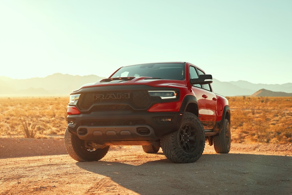 Pioneer Motors Boundary | 1502 Boundary Rd, Burnaby, BC V5K 4V4, Canada | Phone: (833) 758-1049