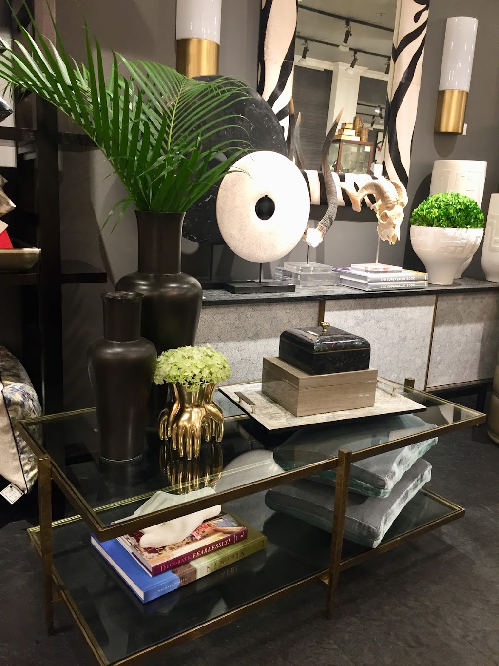 Da Vincis Home | 1461 Bellevue Ave, West Vancouver, BC V7T 1C3, Canada | Phone: (604) 921-3344