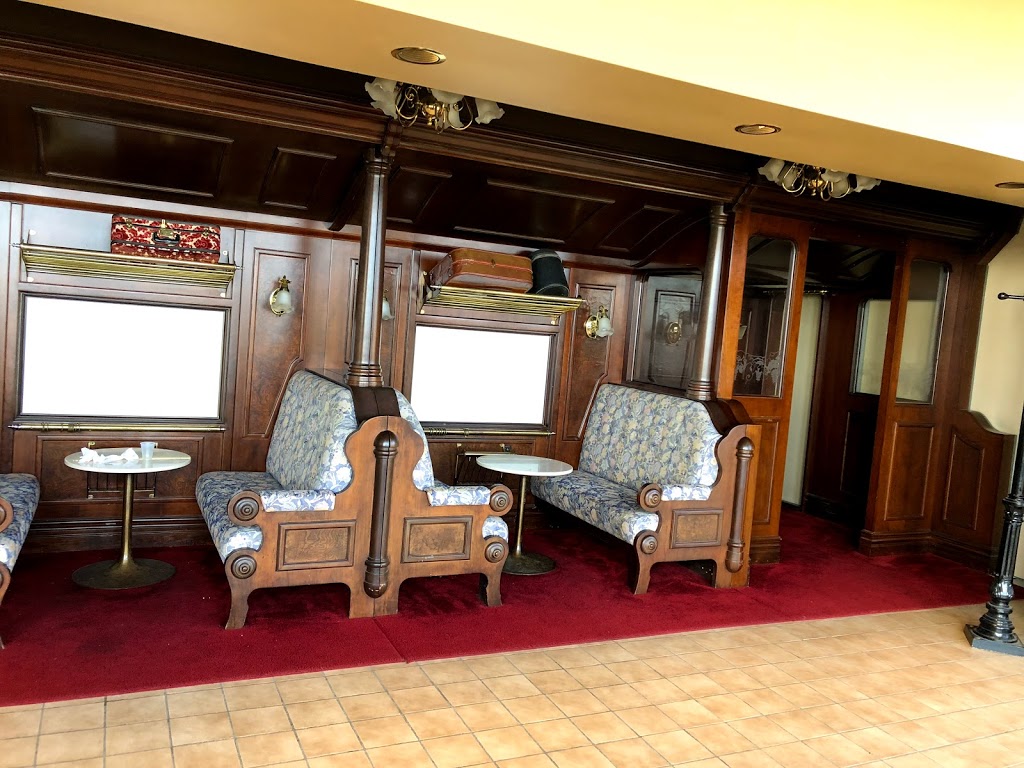 The Admiral Inn & Conference Center | 1754 Ontario 7 west, Lindsay, ON K9V 4R2, Canada | Phone: (705) 328-1743