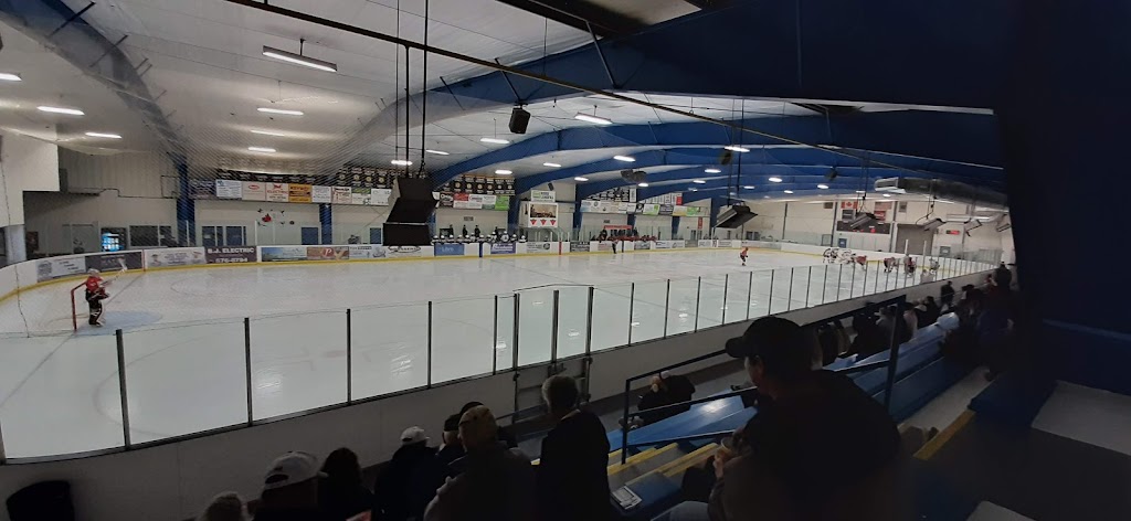 Blenheim Blades Jr. C. | 199 King St, Blenheim, ON N0P 1A0, Canada | Phone: (519) 676-7603