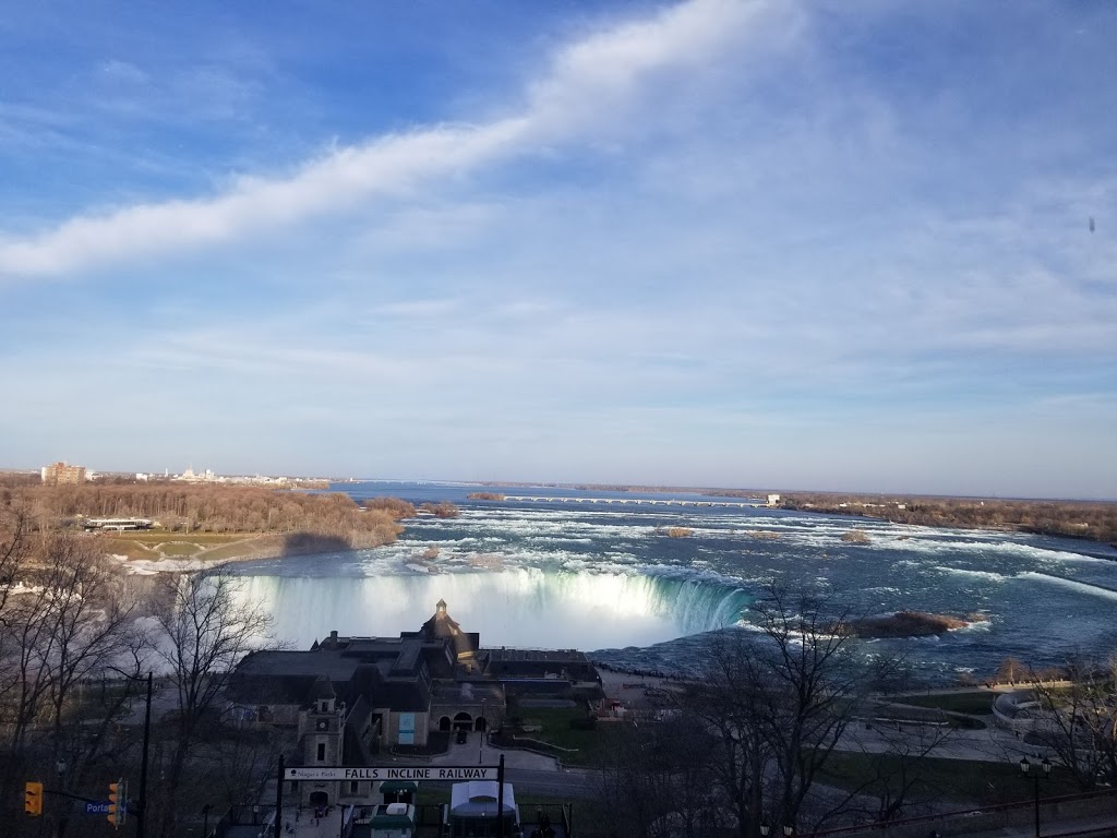 The Keg Steakhouse + Bar - Fallsview/Embassy Suites | Embassy Suites Hotel, 6700 Fallsview Blvd, Niagara Falls, ON L2G 3W6, Canada | Phone: (905) 374-5170