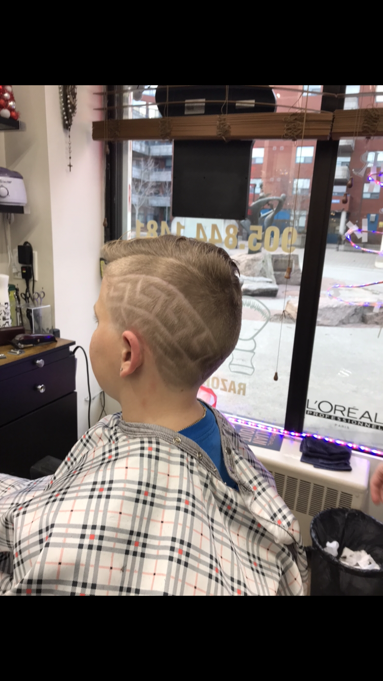 City Clippers Barbershop | 108 Cowan Ave, Oakville, ON L6K 1W2, Canada | Phone: (905) 844-1481