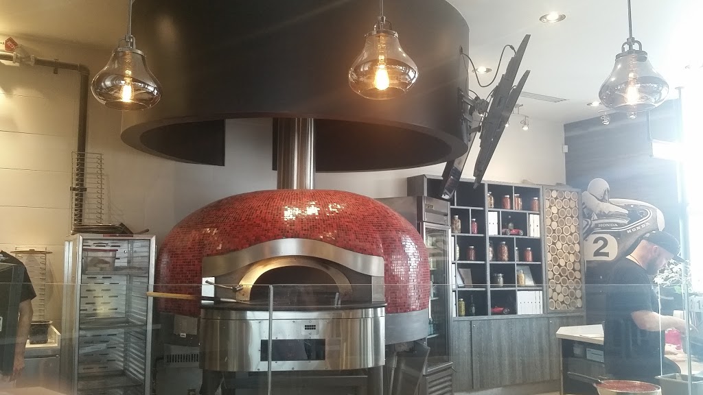 Veloce Italian Kitchen | 795 Wonderland Rd S, London, ON N6K 3C2, Canada | Phone: (519) 472-4555