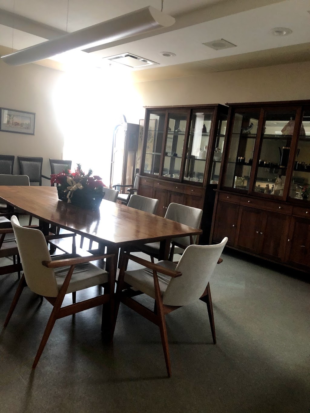 Wentworth Lodge | 41 South St W, Dundas, ON L9H 4C4, Canada | Phone: (905) 546-2618