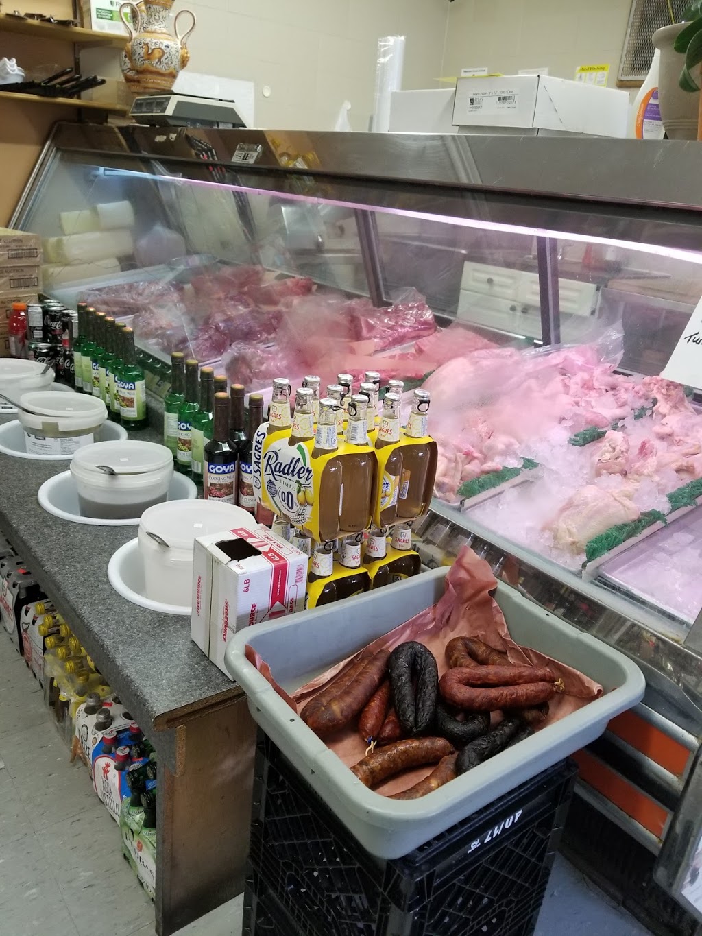 Sao Miguel Grocerys LTD | 173 Hope St, Toronto, ON M6E 1K4, Canada | Phone: (416) 658-0634