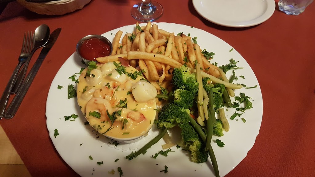Chef Carson Farm / Dune View Inn | 589 NB-475, Baie de Bouctouche, NB E4S 4N9, Canada | Phone: (506) 743-9893