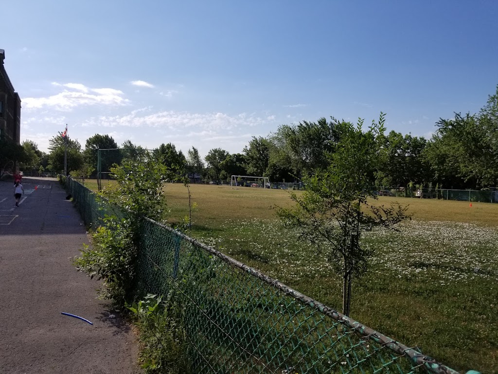 Nesbitt Elementary School | 6108 8e Avenue, Montréal, QC H1Y 2M2, Canada | Phone: (514) 721-2850