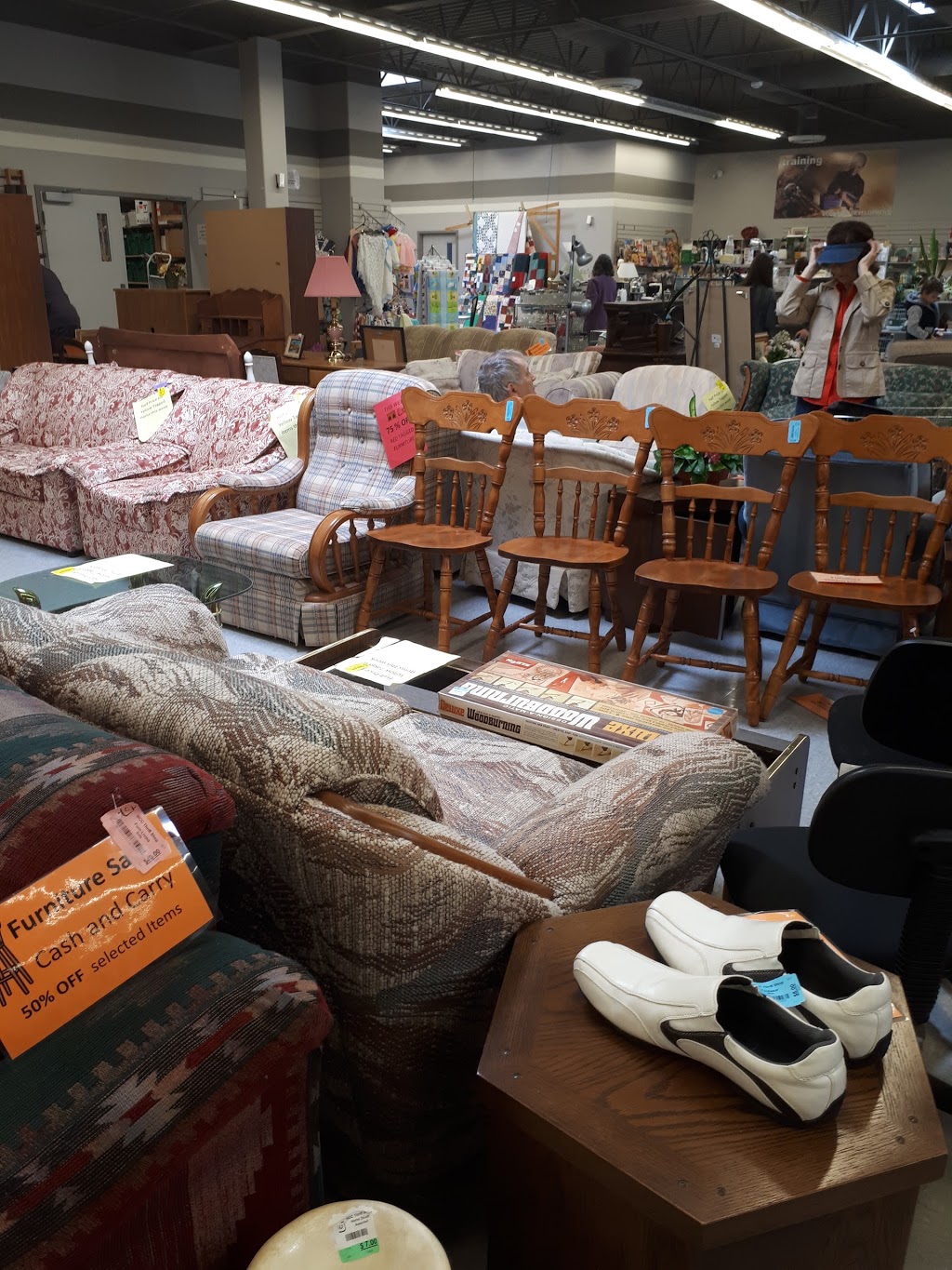 New Hamburg Thrift CTR | 41 Heritage Dr, New Hamburg, ON N3A 2J3, Canada | Phone: (519) 662-2867