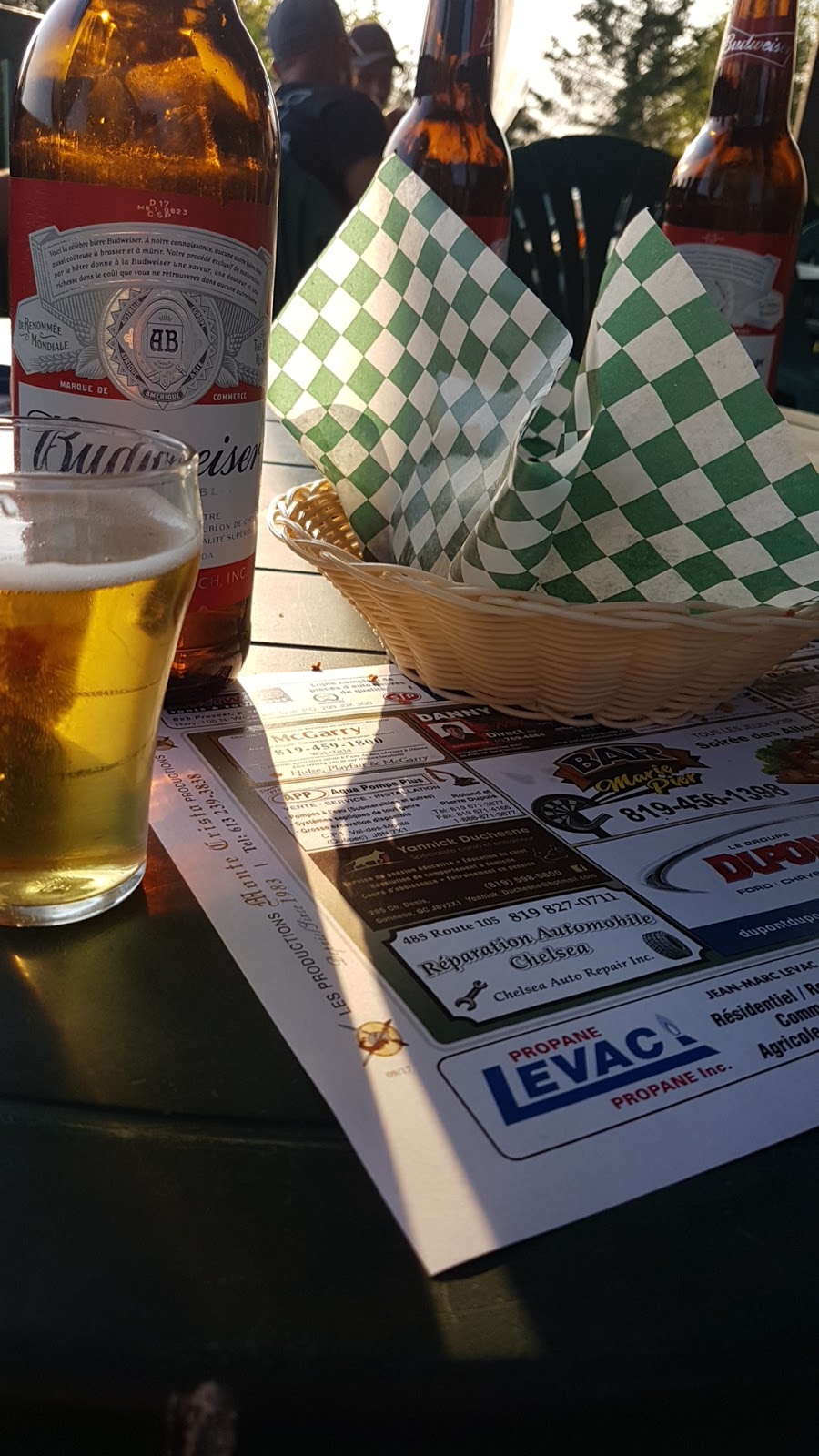 Bar MariePier 156 Route Principale O, SainteCéciledeMasham, QC