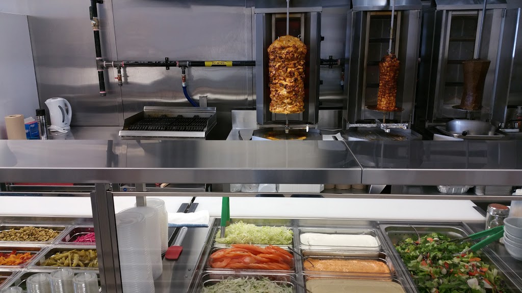 Shawarma style | 207 Boulevard du Mont-Bleu, Gatineau, QC J8Z 2M3, Canada | Phone: (819) 525-4434