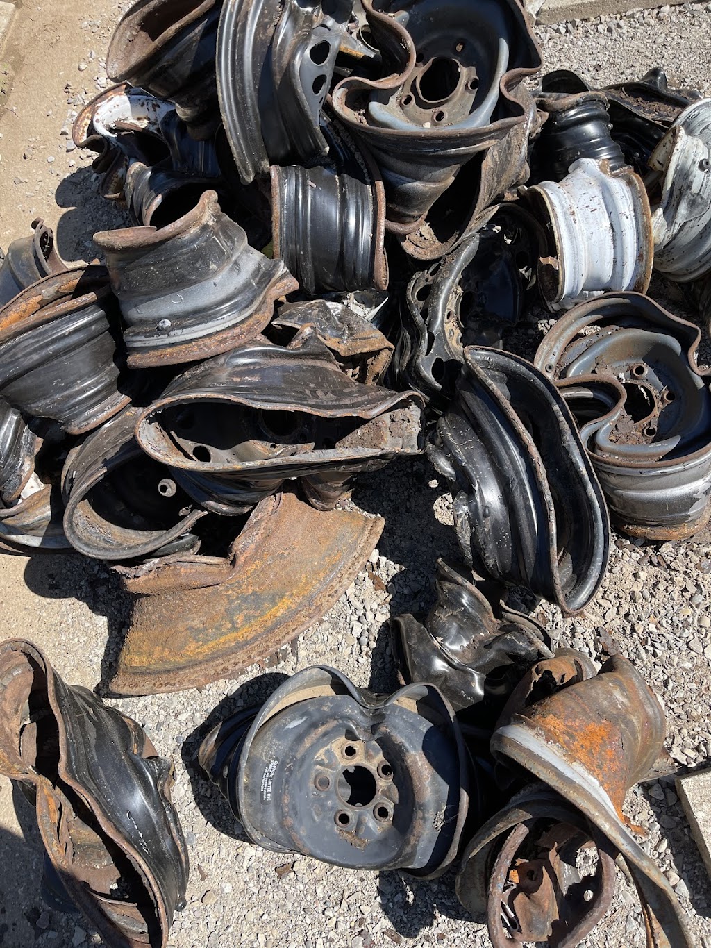 LJ Recycling | 630 Watts Pond Rd, Paris, ON N3L 3E2, Canada | Phone: (519) 732-9811